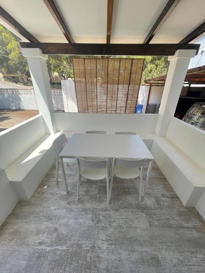 Apartamentos Verdera Es Pujols Luaran gambar