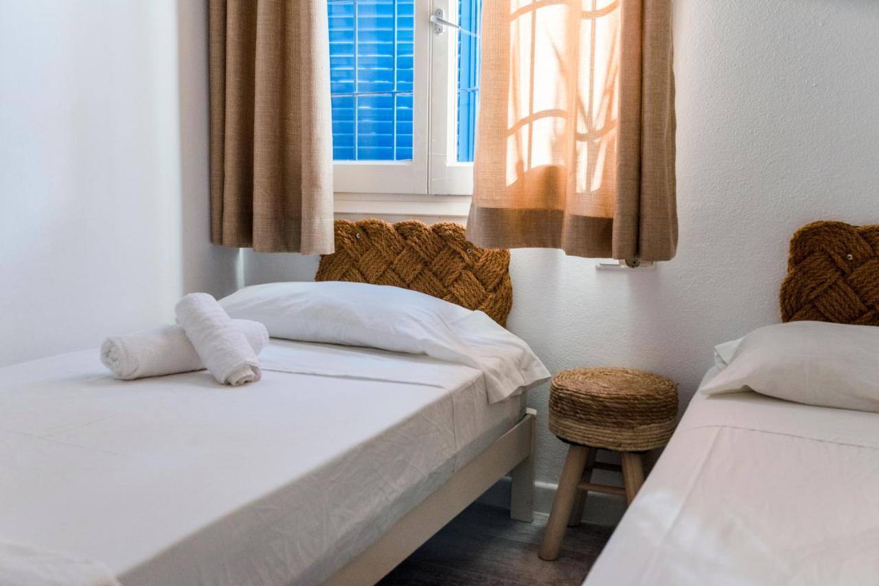 Apartamentos Verdera Es Pujols Luaran gambar