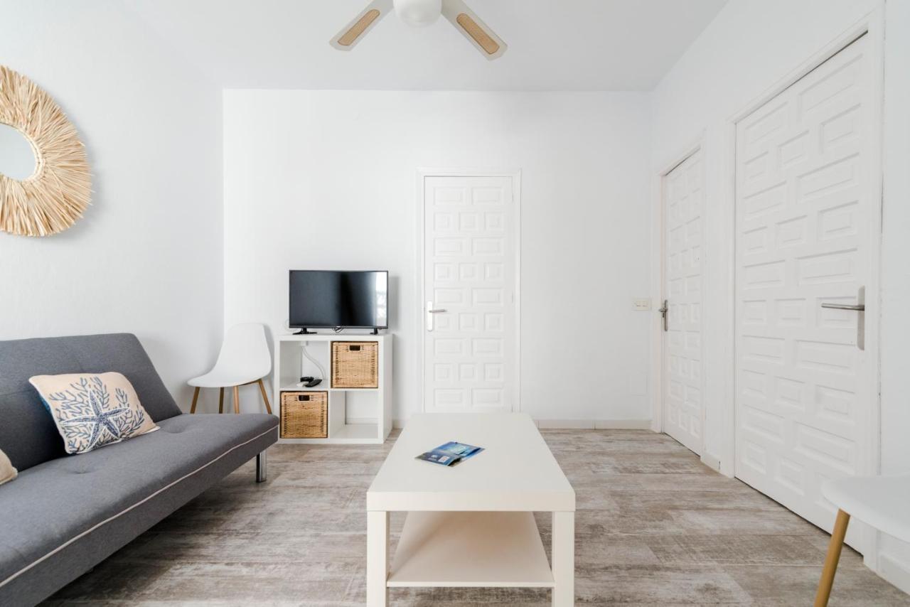 Apartamentos Verdera Es Pujols Luaran gambar
