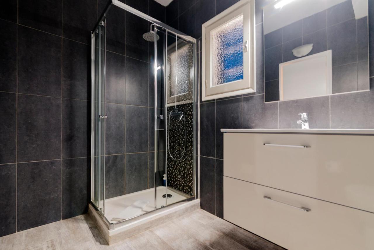 Apartamentos Verdera Es Pujols Luaran gambar