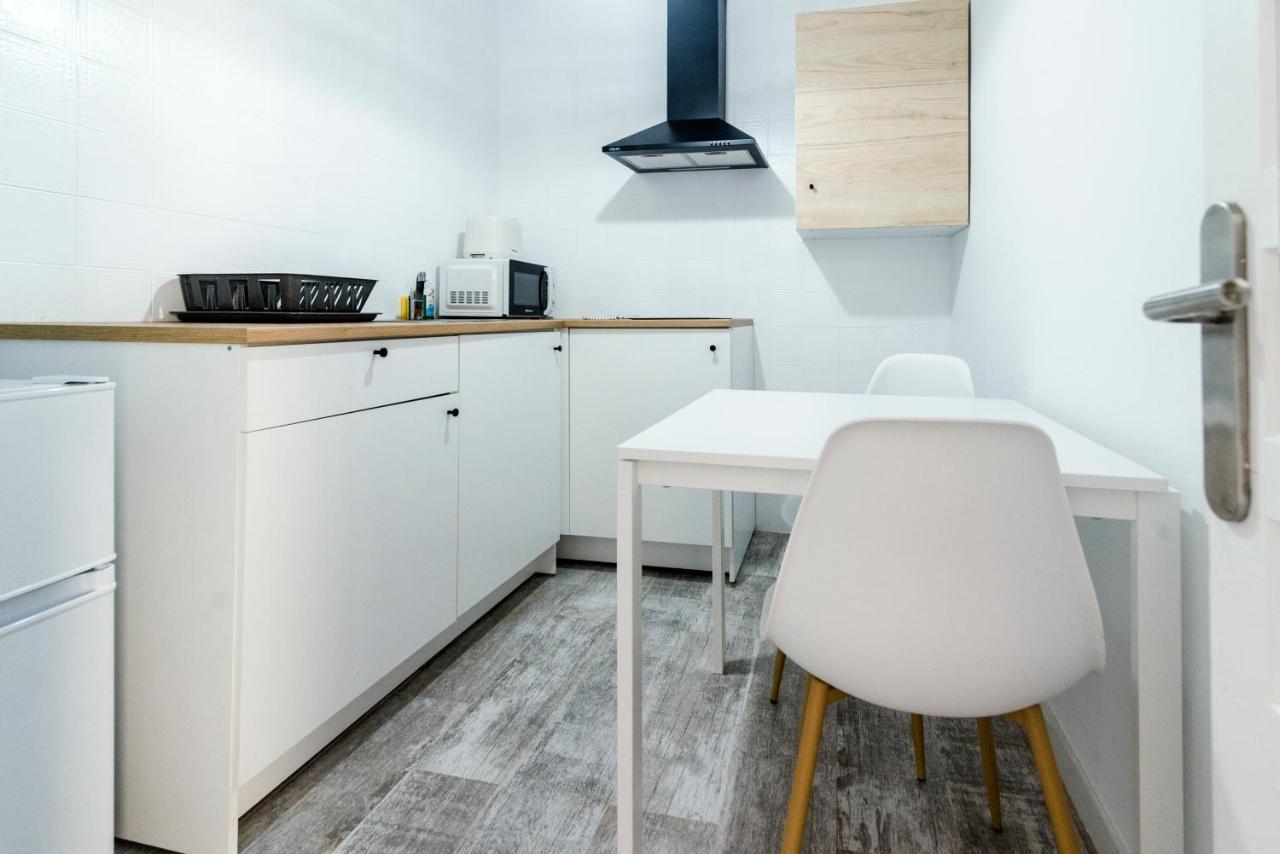 Apartamentos Verdera Es Pujols Luaran gambar
