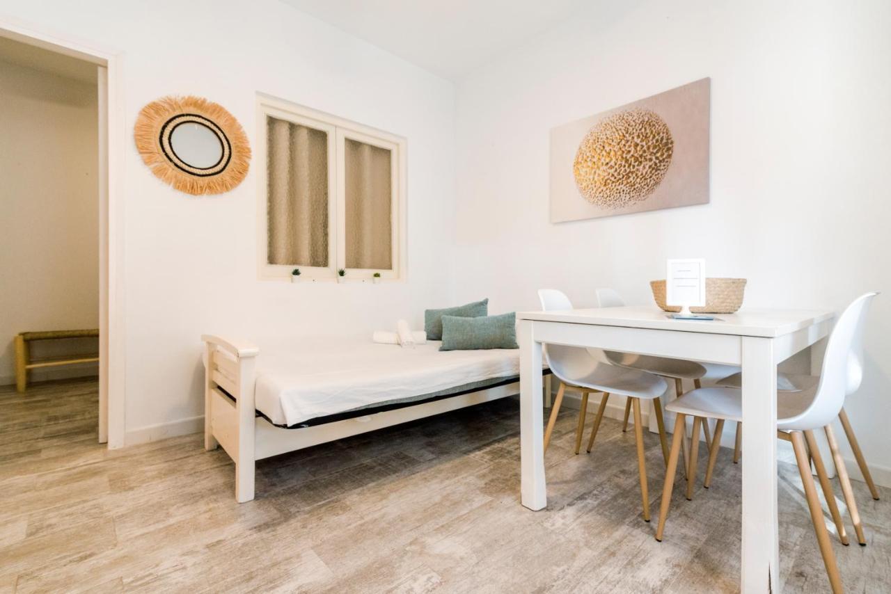 Apartamentos Verdera Es Pujols Luaran gambar